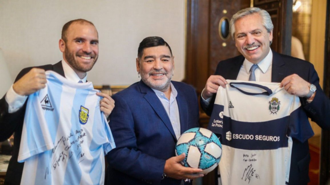 El Gobierno nacional decretó tres días de duelo por la muerte del astro