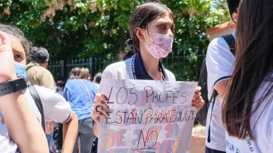 Acoso sexual y maltrato: Educación intervino el colegio de Santa Ana