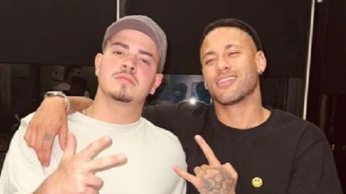 Neymar, ‘de fiesta‘ en París luego de sufrir una dura lesión