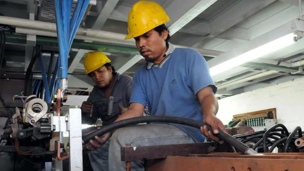 Convenio: $900 millones para sectores productivos salteños