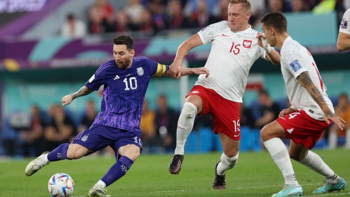 Messi superó a Maradona y se convirtió en el futbolista argentino con más presencias en un Mundial