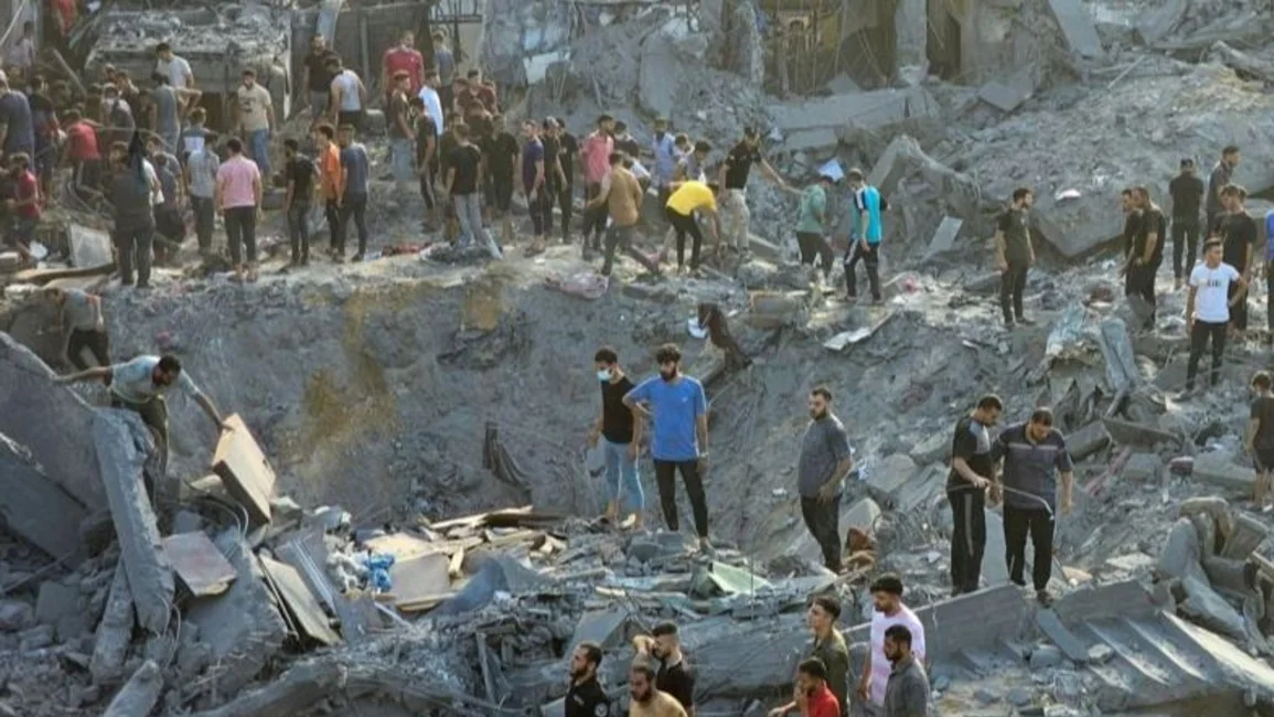 Israel bombardeó campo de refugiados de Gaza: decenas de muertos y cientos de heridos