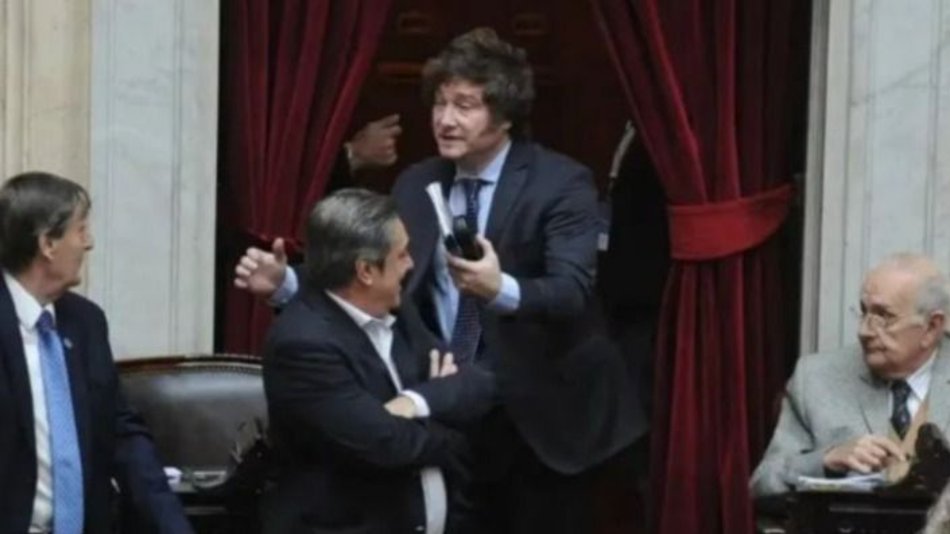 Tras el acuerdo de Milei con Macri, 13 legisladores libertarios abandonaron el bloque con un duro comunicado