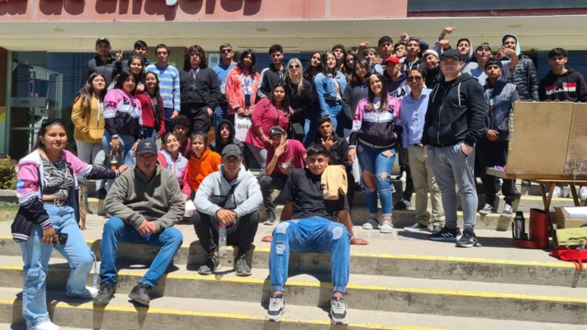 Alumnos de escuelas técnicas visitan industrias de Córdoba