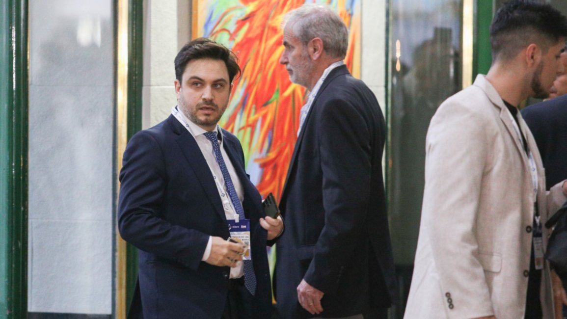  Acusaron a Massa de usar información de inteligencia 