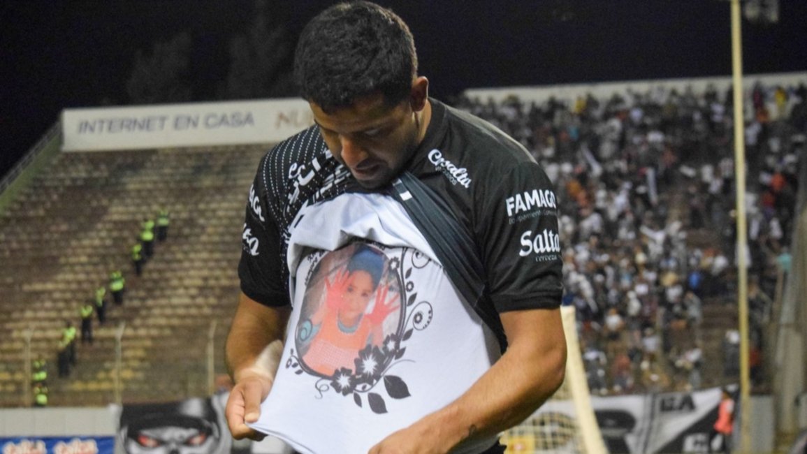 La Perla Reyes rompió su vínculo con Central Norte y se fue a Sportivo Pocitos