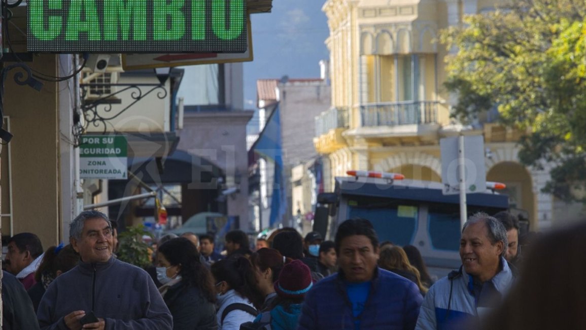 Dólar blue en Salta: así cerró la divisa paralela el último día hábil previo al balotaje presidencial