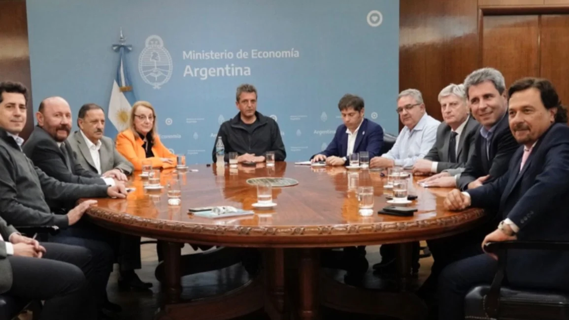 Massa se reunió con Sáenz y otros gobernadores para avanzar sobre el pago de sueldos y aguinaldos