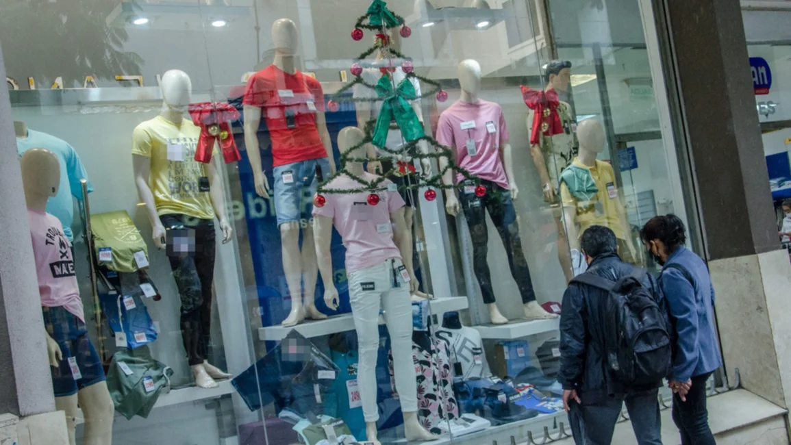 Buscan reactivar las ventas para las fiestas de fin de año y lanzan promociones en comercios