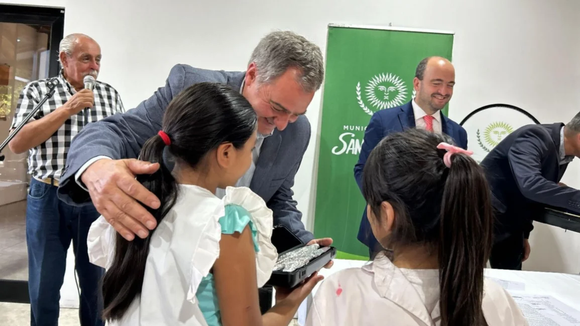 Acuerdo por coros y orquestas juveniles e infantiles