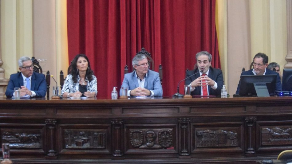 VIDEO. Legisladores aseguran que con el juicio por jurado se busca "democratización de la justicia"