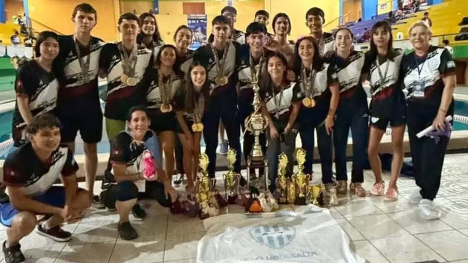 El equipo de natación de Gimnasia y Tiro brilló en los Juegos Trasandinos
