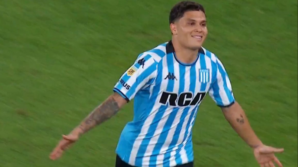 VIDEOS. Con un gran tiro libre de Juanfer, Racing le ganó a Independiente Rivadavia