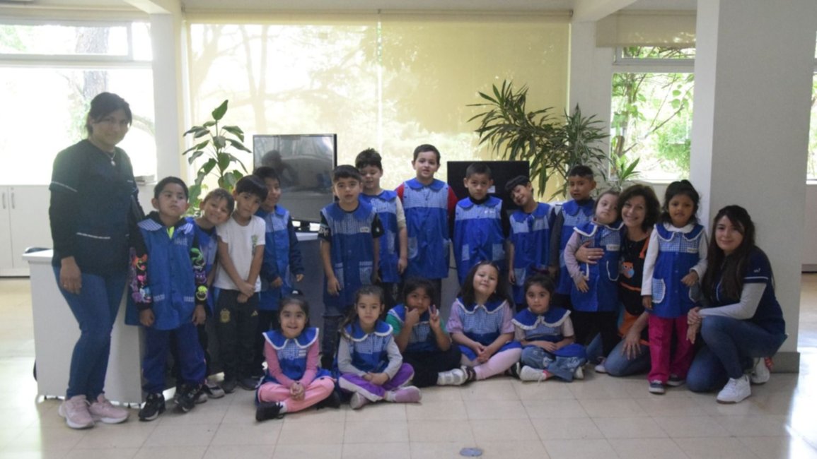 Los jardineritos de la escuela Joaquín Castellanos visitaron El Tribuno