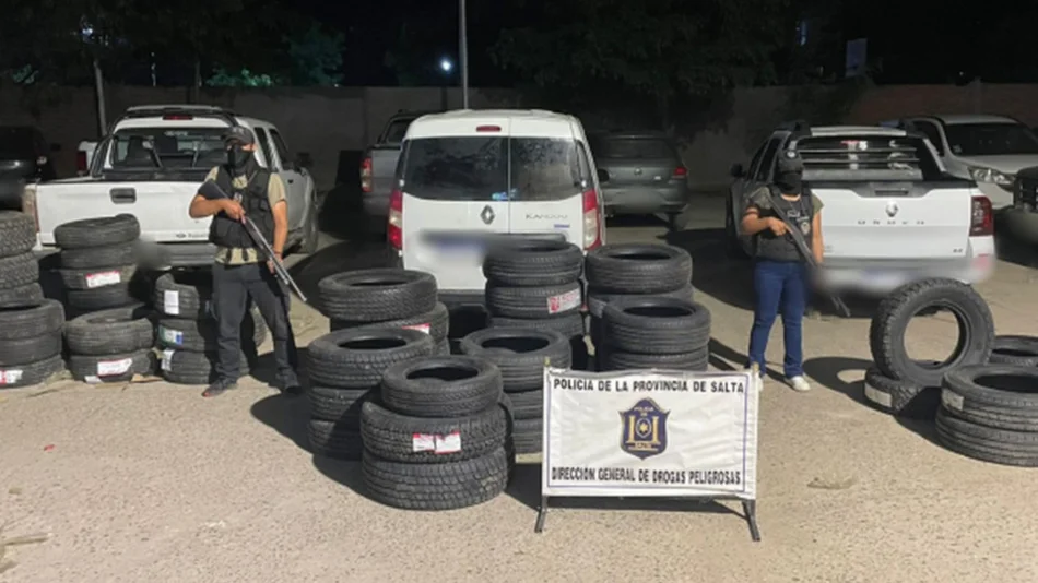 Secuestran un cargamento de 100 neumáticos sin aval legal en la Ruta Nacional 50