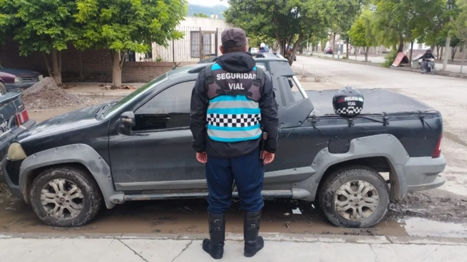 Seguridad Vial recuperó una pickup y una moto con pedidos de secuestro, y un auto con patente "trucha"