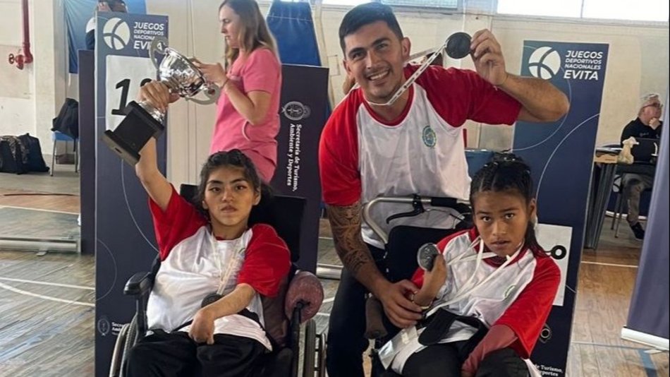 "El amor de las chicas rompe toda barrera emocional y cualquier sistema"