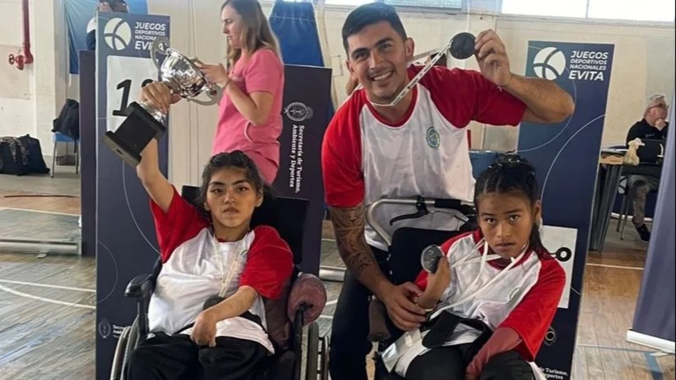 "El amor de las chicas rompe toda barrera emocional y cualquier sistema"