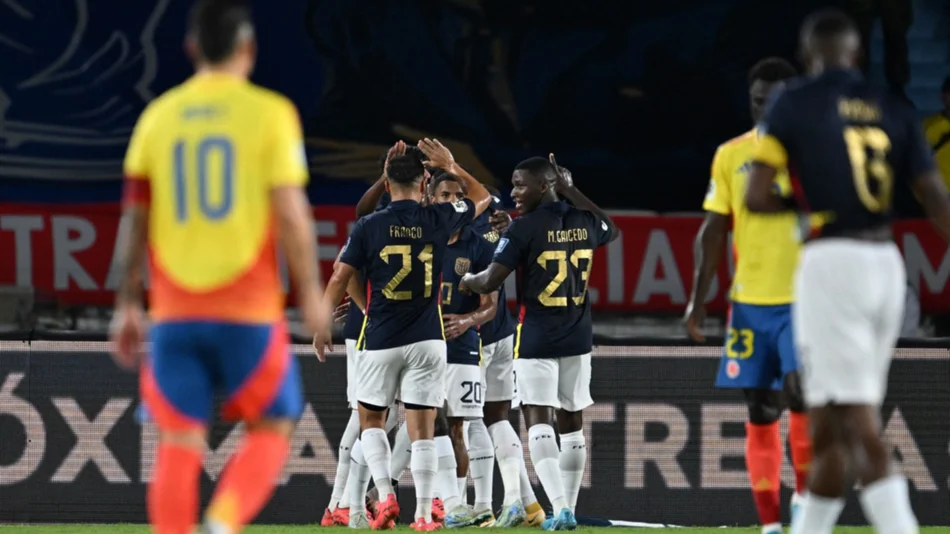 VIDEO. Con diez jugadores, Ecuador consiguió un triunfazo ante Colombia por las Eliminatorias Sudamericanas