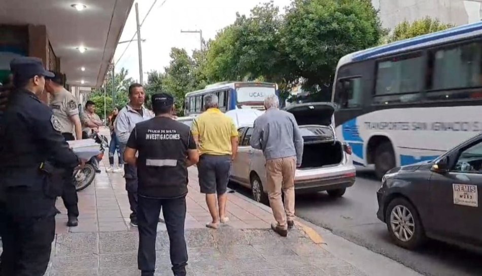 Detuvieron a dos cordobeses por el robo  de 30 mil dólares y joyas en el macrocentro salteño