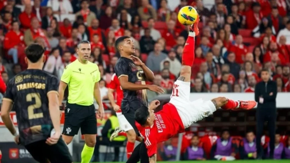 VIDEO. Angel Di María hizo un golazo de chilena para el Benfica 