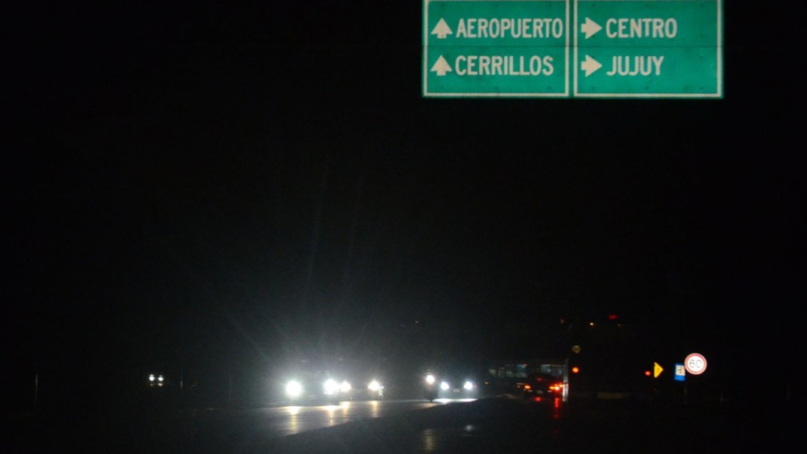 Alerta en Salta por el temporal: barrios de zona sur, Cerrillos,  Rosario de Lerma, La Silleta, con cortes energía