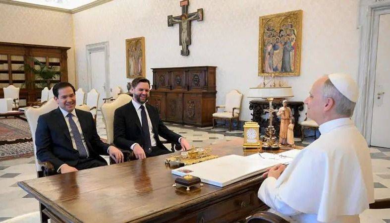 "Con la violencia no ganaremos": duras críticas de León XIV a la política migratoria de Trump y los ataques a barcos en el Caribe