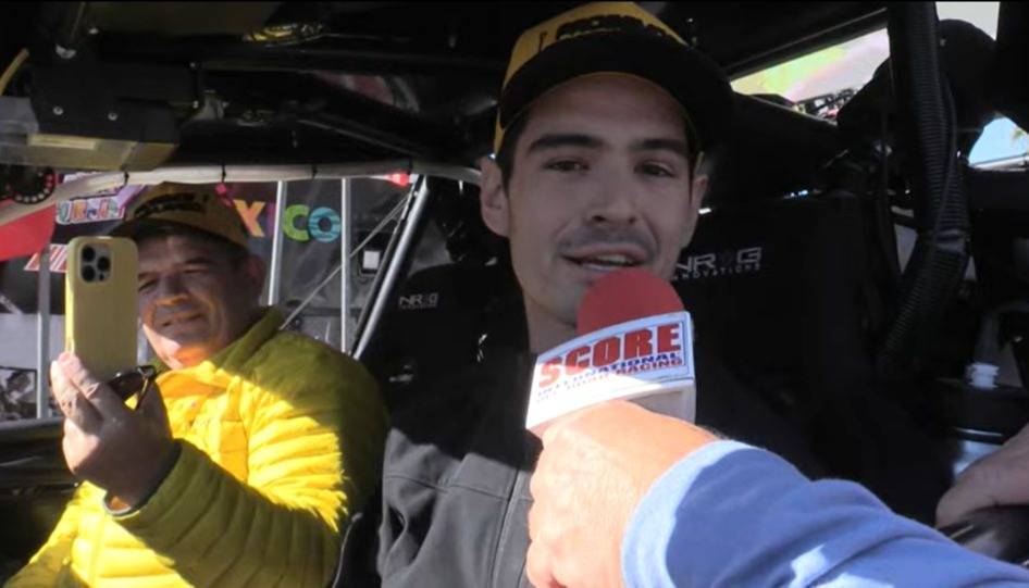 Alfredo y Tomás Olmedo van por la gloria en la competencia de rally raid "Baja 1000" en el norte de México- Alfredo y Tomás Olmedo van por la gloria en la competencia de rally raid "Baja 1000" en el norte de México