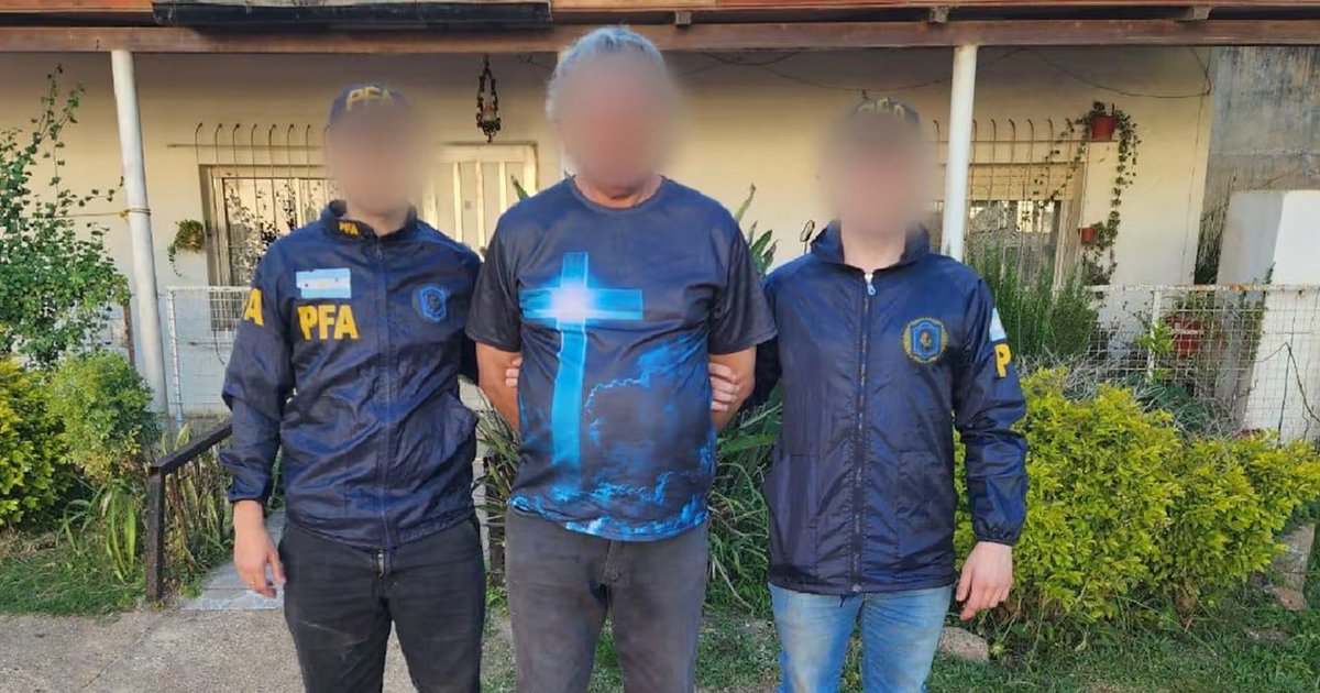 Detenido por abusar de su hija por 30 años y tener dos hijos con ella