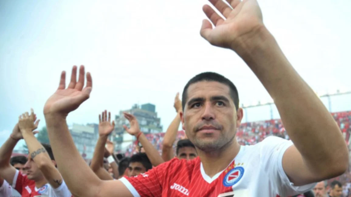 Riquelme no seguirá en Argentinos Juniors