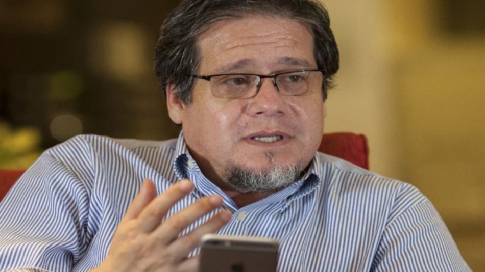 Alberto Arébalos: "Internet hoy es lo que el ferrocarril era hace cien años"