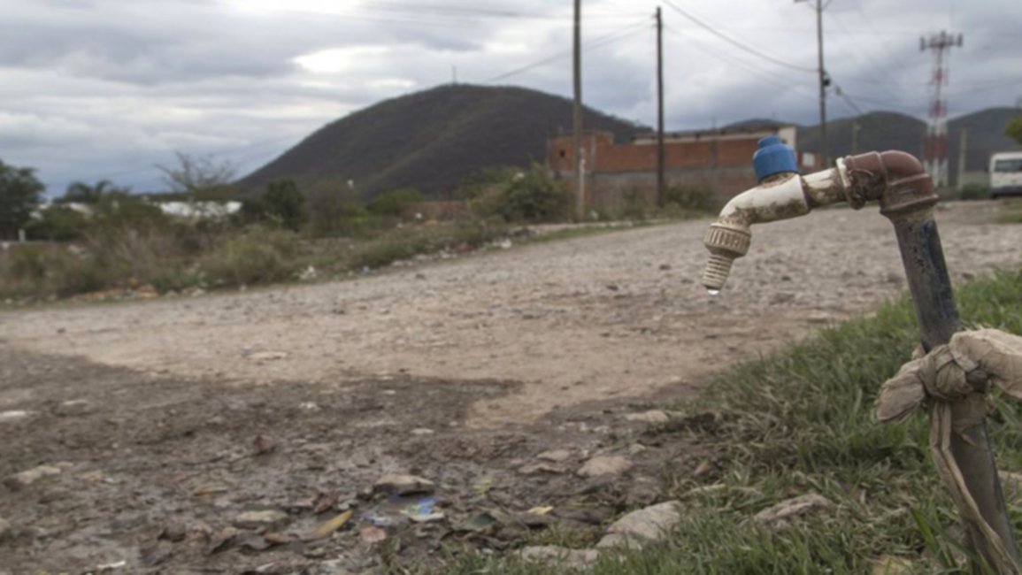 Un barrio de 60 años, sin agua ni cloacas