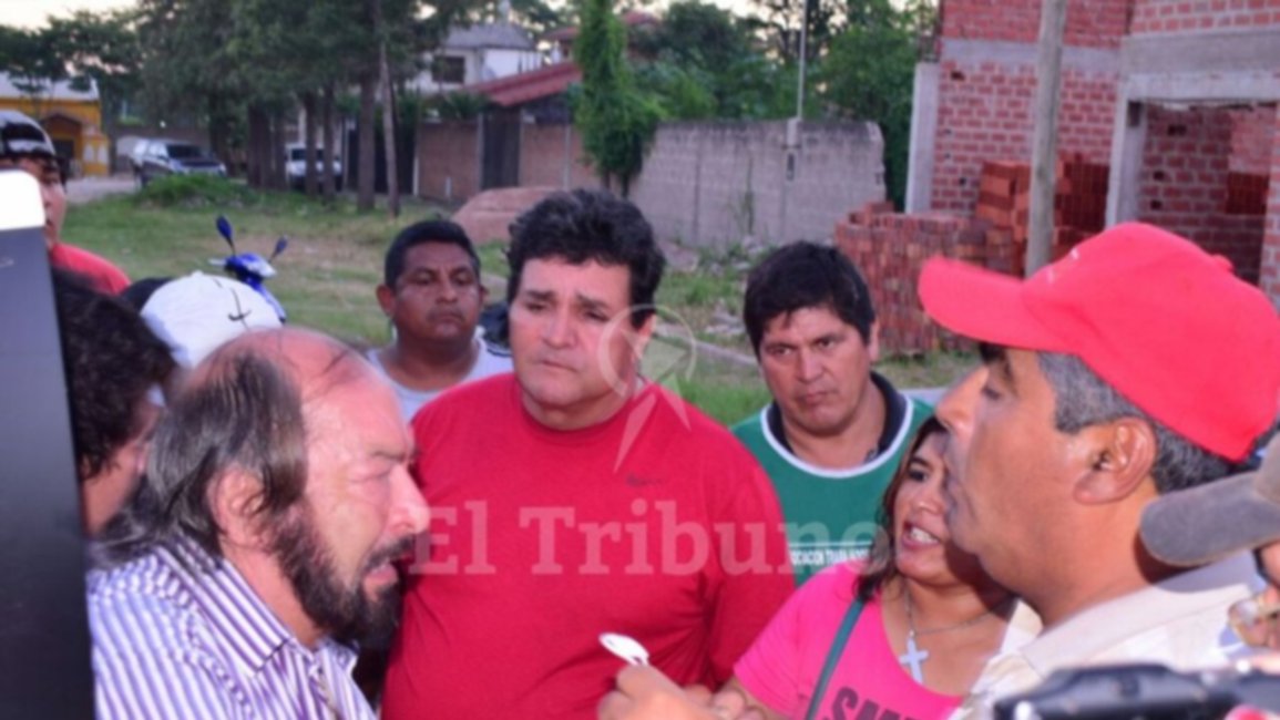 Se recalienta la interna gremial y siguen los reclamos laborales