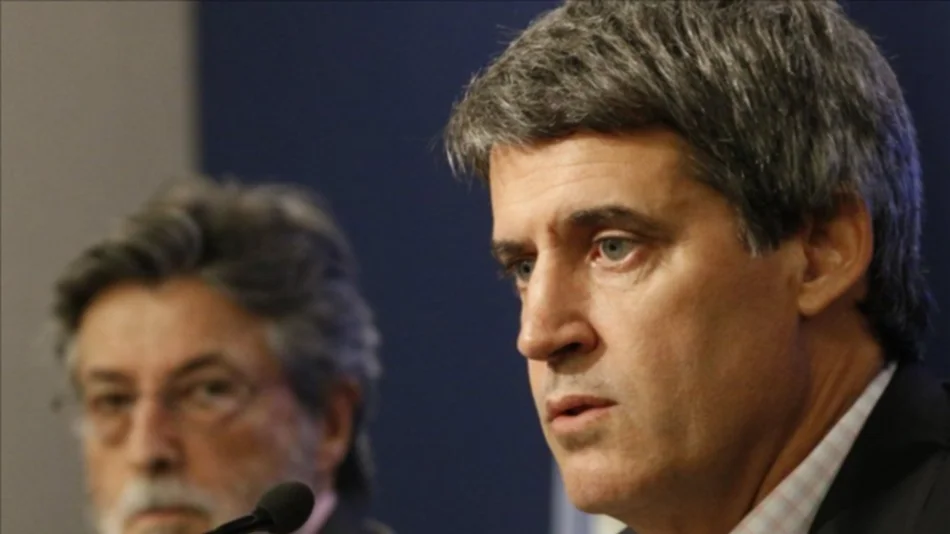 En su despedida, Prat Gay anunció un récord de blanqueo