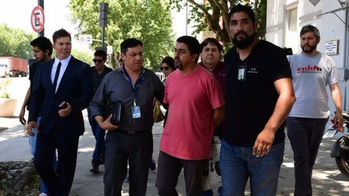 Se entregó Fernando Esteche y quedó detenido