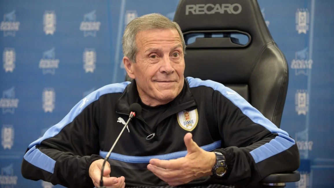 Tabárez: “Aprendí mucho del Independiente de Holan”