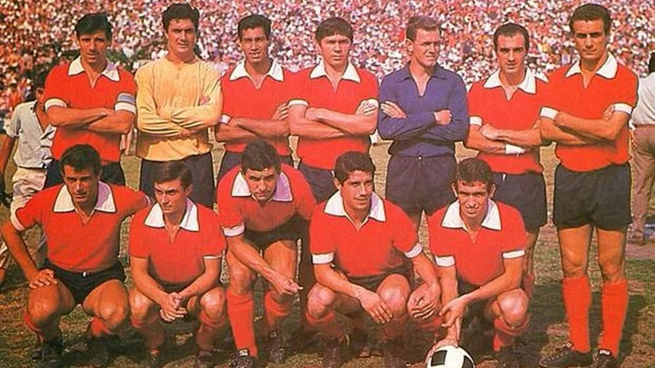 El día que Independiente y Racing festejaron juntos