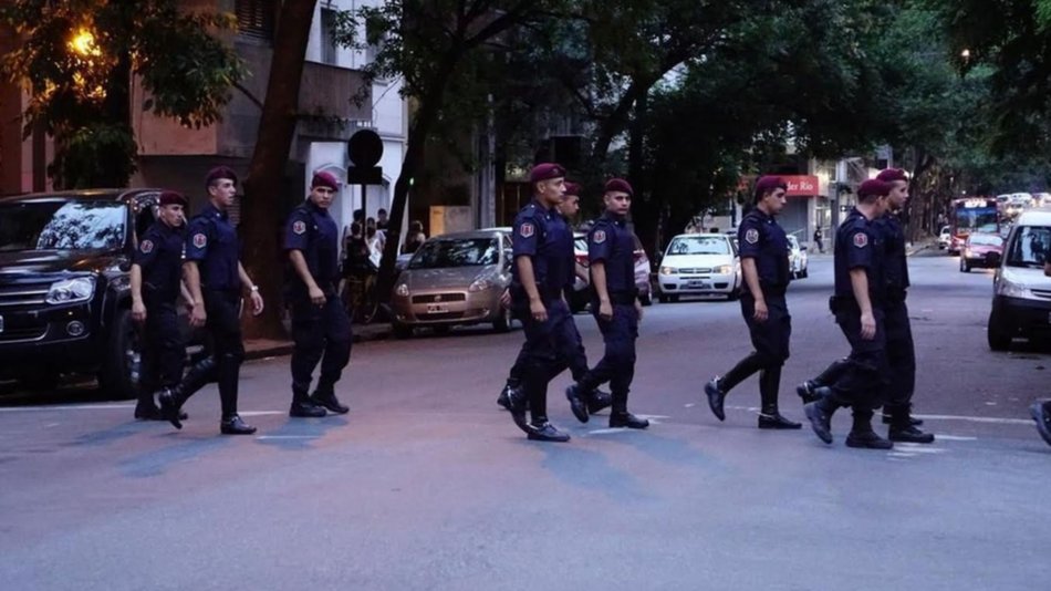 Un grupo de 45 personas intentó saquear un supermercado