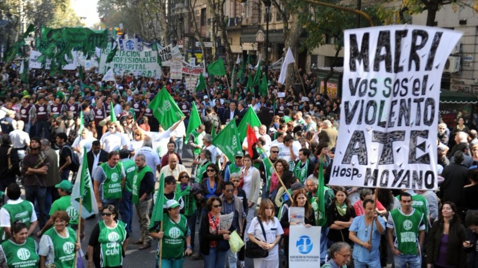 Paro y movilización de ATE para rechazar los despidos en el Estado