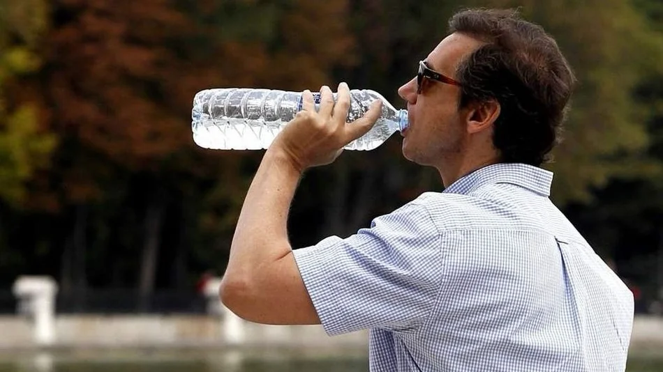 La deshidratación, un peligro potenciado por las altas temperaturas