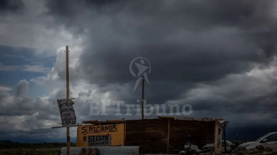 Los lotes de Méndez se disputan con las reglas del Lejano Oeste