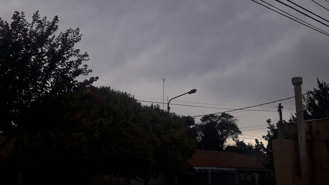 Aseguran que apareció un Ovni en momentos en que vientos huracanados azotaban Cerrillos