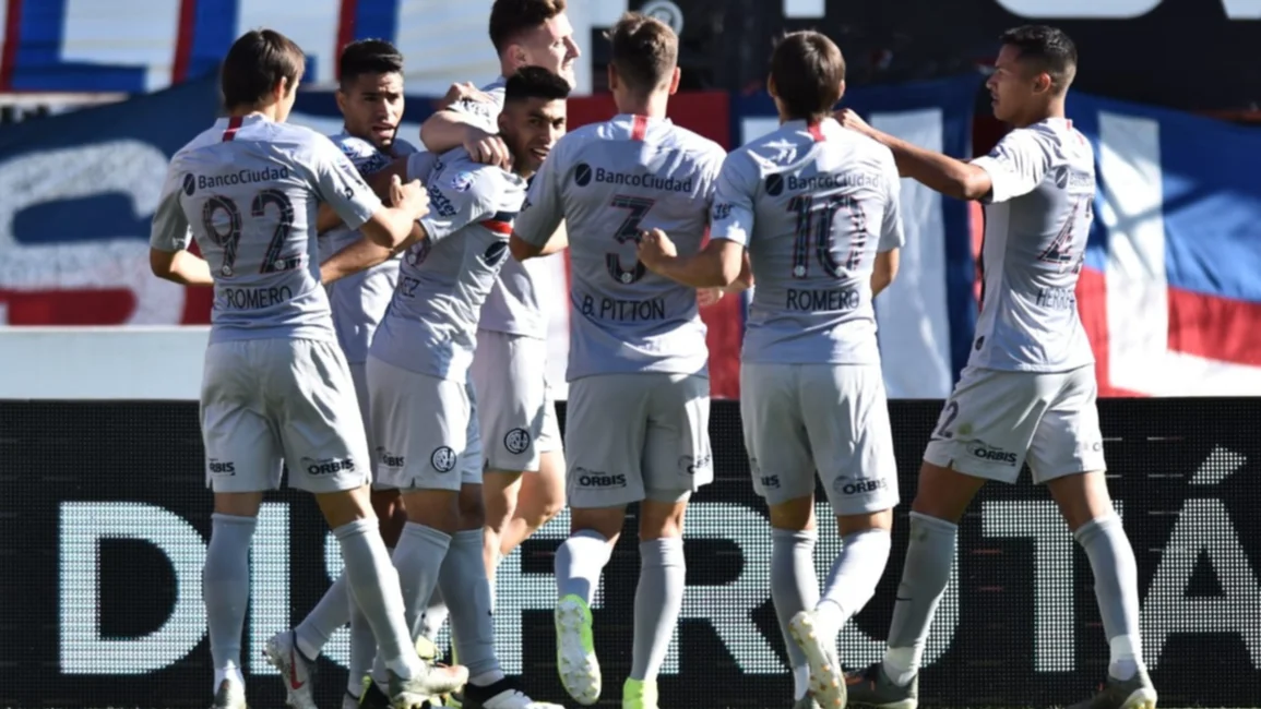 San Lorenzo ganó y se arrima a la cima de la Superliga