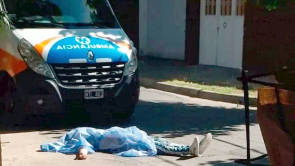 “Tomá, esto es para vos”, le dijeron al chofer de una ambulancia y le tiraron un cadáver