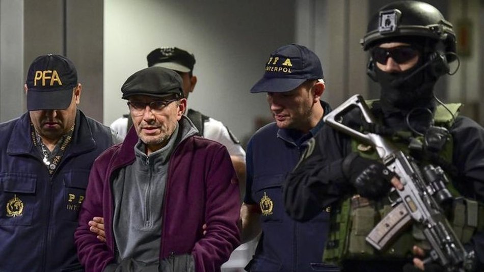 Se negó a declarar el expolicía extraditado de Francia acusado por la desaparición de un estudiante
