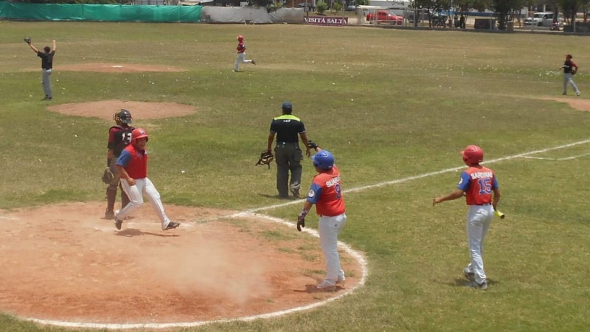 Cachorros gritó campeón frente a Popeye en Junior