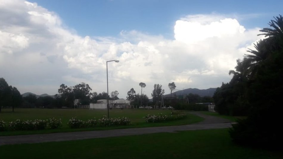 Alerta de lluvia para Capital y alrededores, granizo y viento para el sur
