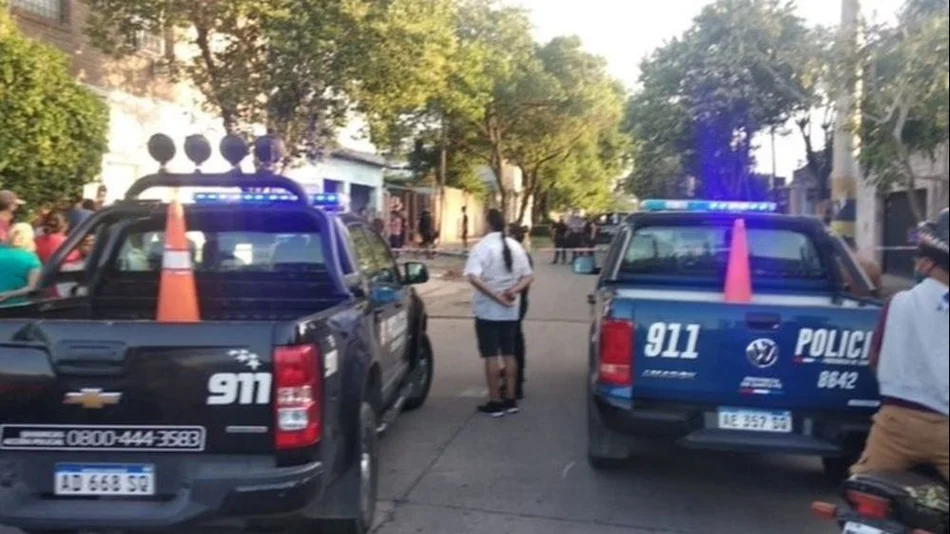 Santa Fe: matan a un bebé de un balazo durante un ataque a un joven en plena vía pública 