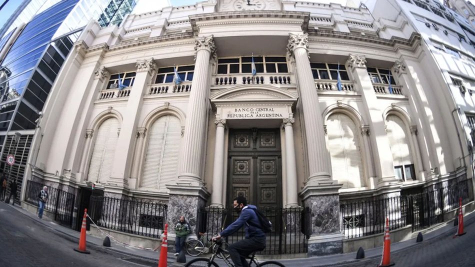 Los bancos se suman al gobierno nacional  y darán asueto a los empleados el 24 y 31 de diciembre  