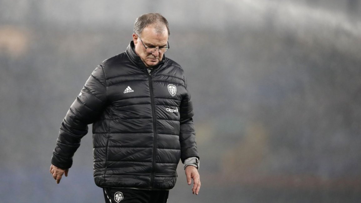 Bielsa volvió a "comerse" seis goles como técnico tras casi 29 años